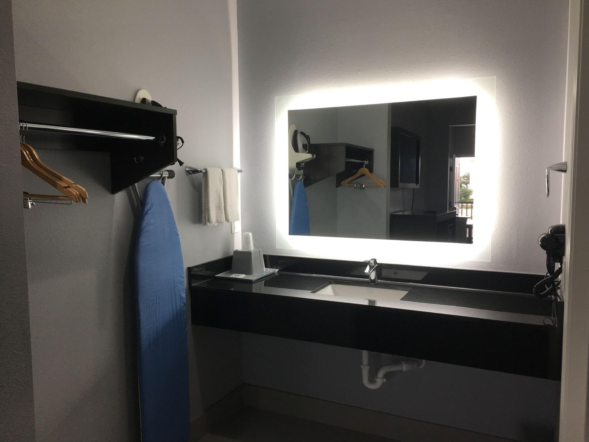 Platinum Inn And Suites Houston Buitenkant foto